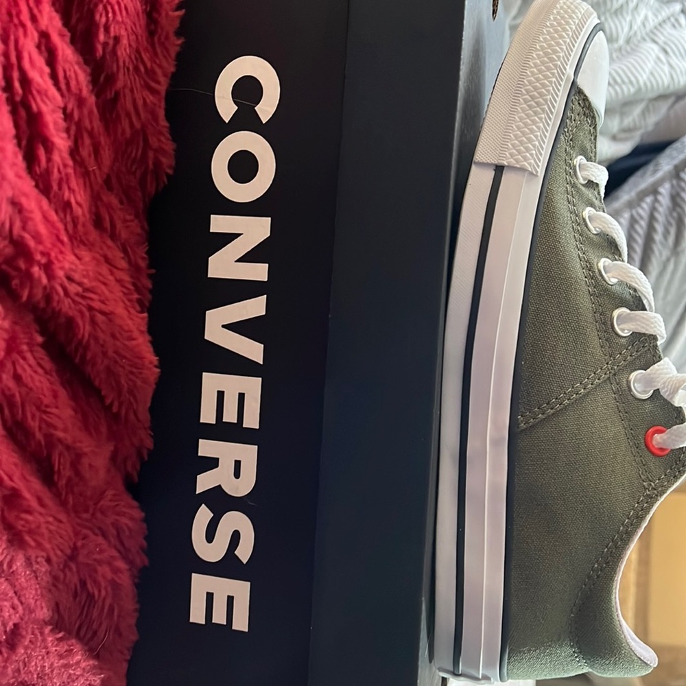 Women’s Converse Shoes